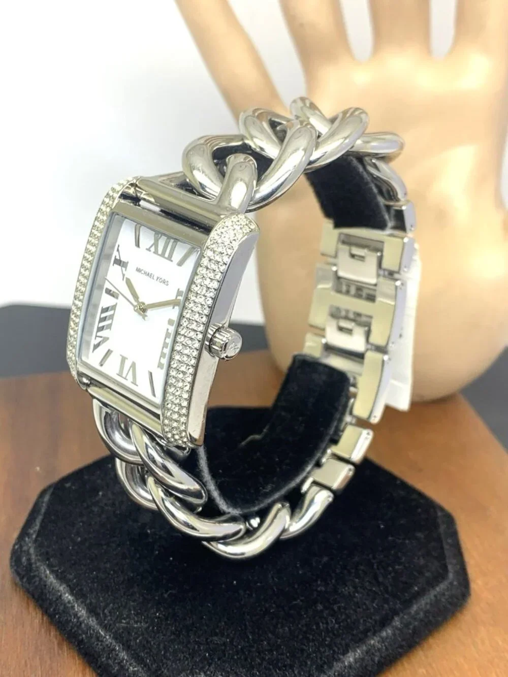 Michael Kors Women's Watch MK7438 Emery Quartz Silver Stainless Steel 32mm